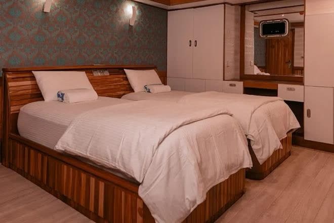 Twin State Suite